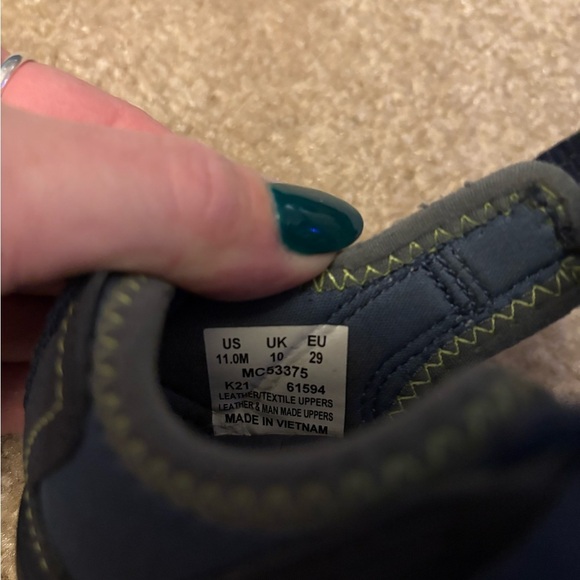 Kids' Gray and Navy MERRELL Shoes - Picture 6 of 8